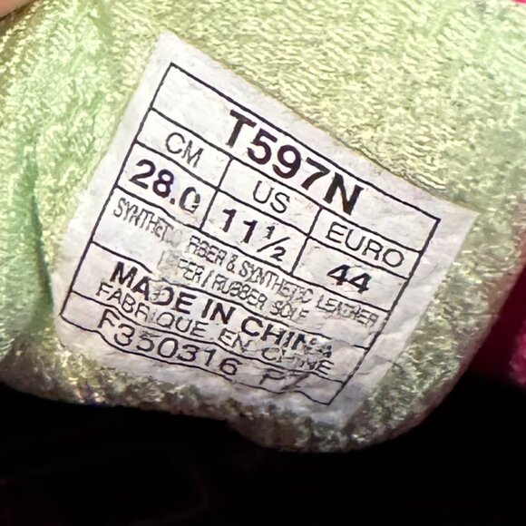 Asics Gel-Kayano 22 Running Shoe- Women's- 11.5 - Picture 3 of 6